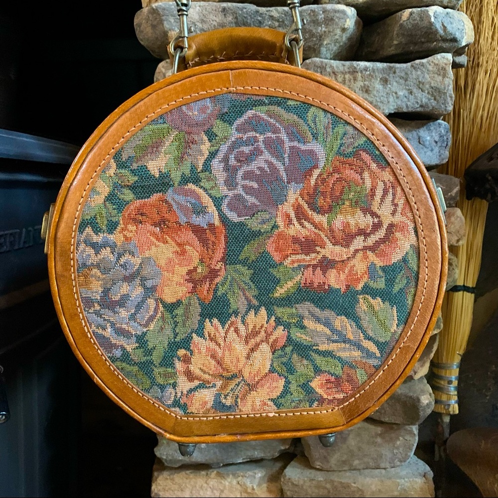 Floral Embroidered Round Shoulder Bag